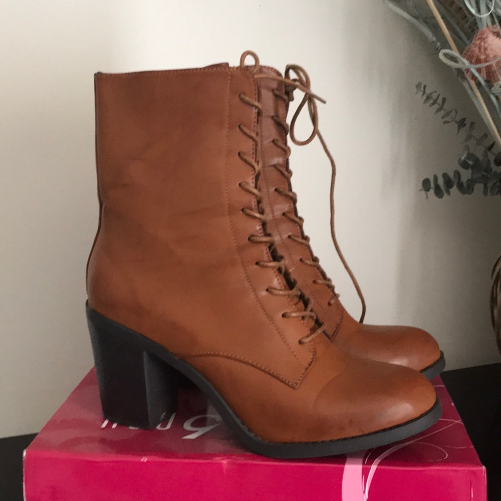 Light Brown ankle boots